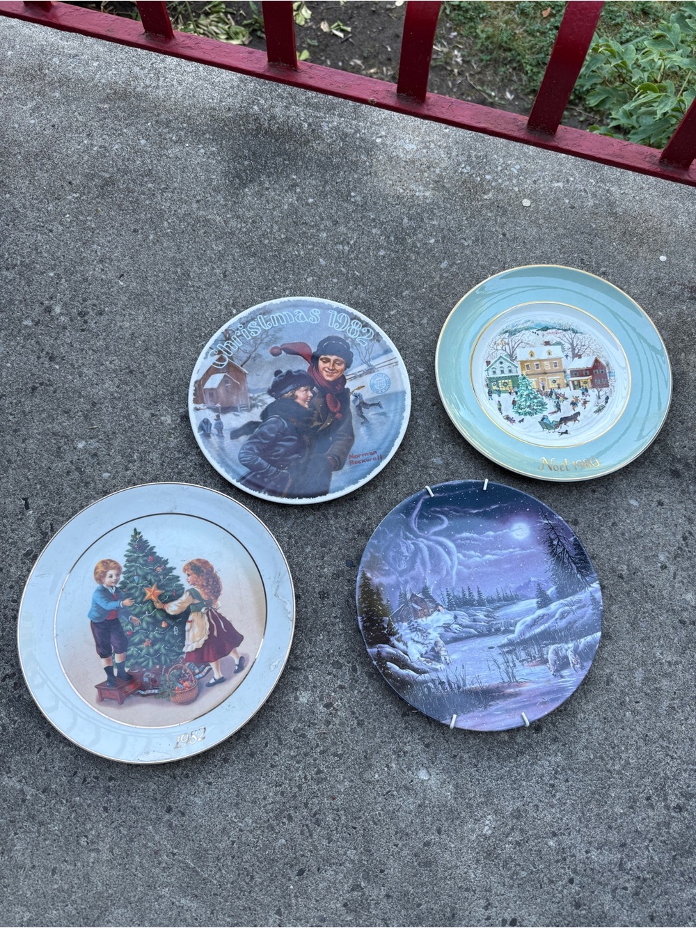 Vintage Christmas Plates